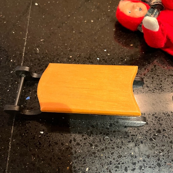 Vintage Buyers choice Caroler, boy on sled. - Picture 5 of 6